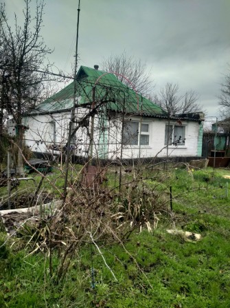 Продам дом в жилой состояние документы в порядки  в рокитное в центр - фото 1
