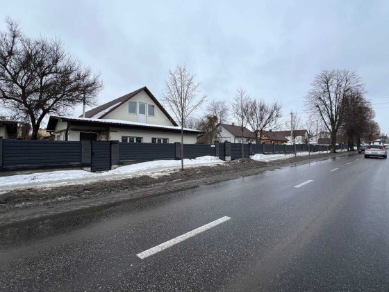 Продам  частину будинку в Бучі, вул. Вокзальна, 6 сот ділянка