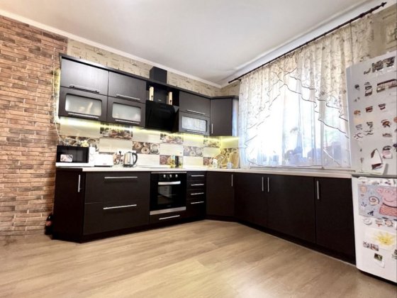 Продаж  2-х пов. Будинка 136 кв.м з РЕМОНТОМ та МЕБЛЯМИ,ГАРАЖ 6 сот Бориспіль