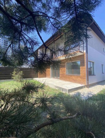 Дуплекс с гаражом возле новой школы-гимназии - фото 1