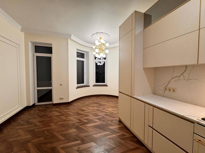 Продається ексклюзивний будинок в Центрі - фото 1