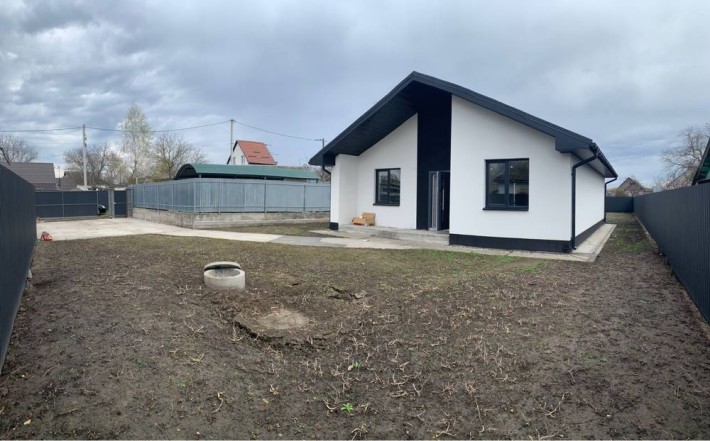 Продам будинок недалеко від центру міста - фото 1