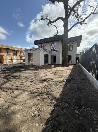 Новий сучасний будинок в котеджному містечку! - фото 1