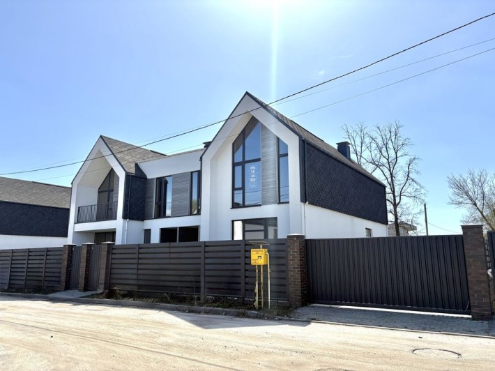 Дуплекс з найбільшою ділянкою в Ірпені, 4 сотки, Loft city - фото 1