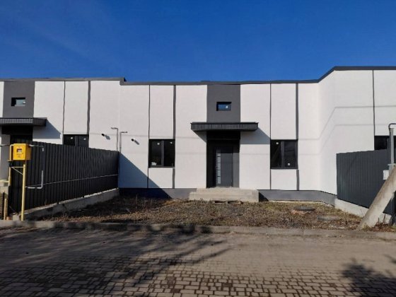 Затишний будинок поблизу Луцька і лісу! Луцк