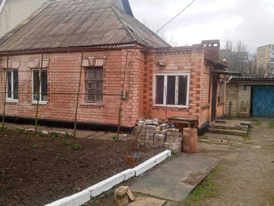 Будинок на Зарічному Кривой Рог
