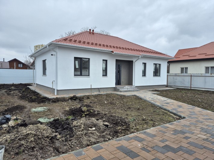 Купівля-продаж будинку в Борисполі район 6 та 8 школи - фото 1