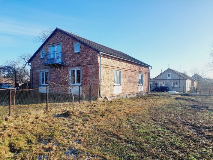 Продаж двохповерхового будинку. - фото 1