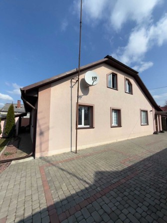 Продаж будинку в Луцьку - фото 1