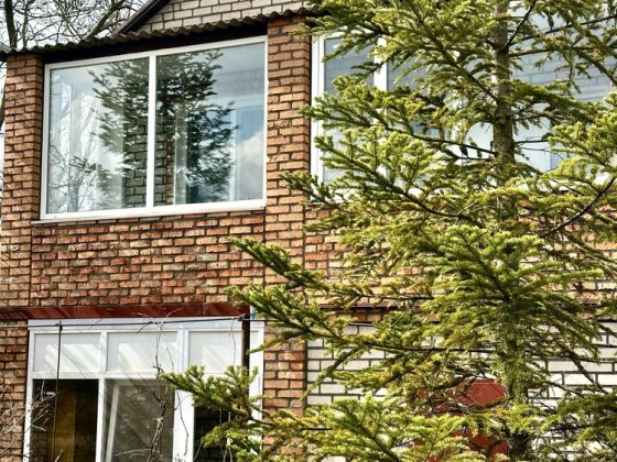 Будинок с Вільне 2 поверхи, гараж, зем 8 сот приват Кривий Ріг