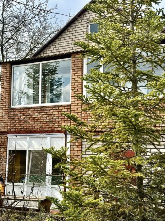 Будинок с Вільне 2 поверхи, гараж, зем 8 сот приват - фото 1