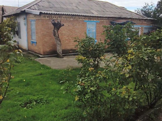 Продаж добротного будинку+гараж на Бажаново(Піонер) Кривой Рог