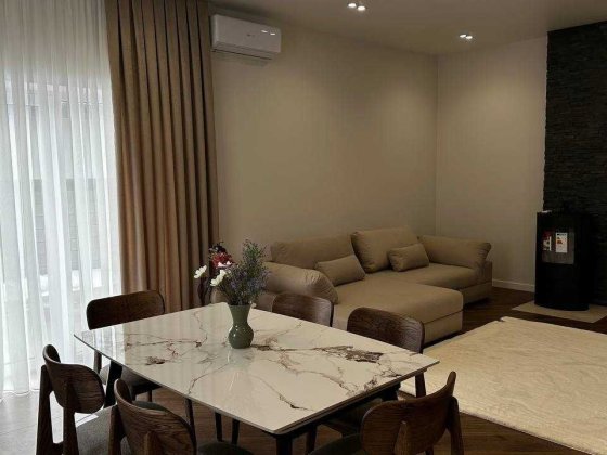 Будинок побудований Буча