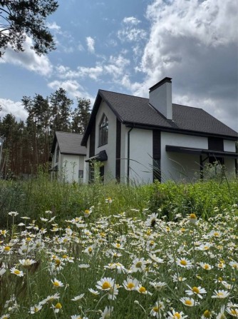 Будинок у Бучі у котеджній лінії забудови! Власний сосновий ліс! - фото 1