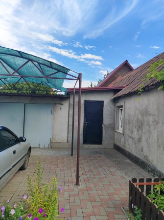 Продам будинок по вул. Заводська - фото 1