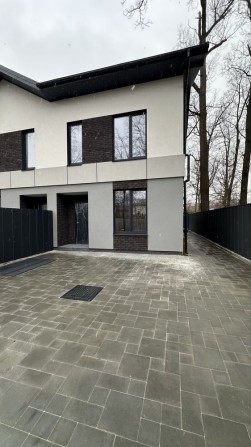 Кутовий таунхаус біля парку «ЦЕНТРАЛЬНИЙ» задній двір 15 метрів - фото 1