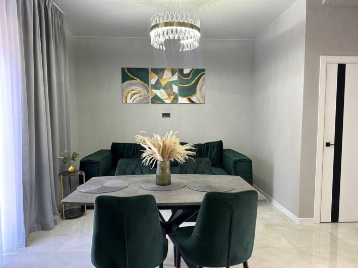 БЕЗ КОМІСІЇ! дизайнерський новий ремонт ТАУНХАУС  з каміном. ТОП локація - фото 1