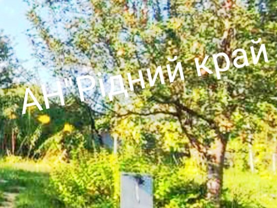 Дешево продається капітальна 2 пов. цегляна дача з ділянкою . Полтава