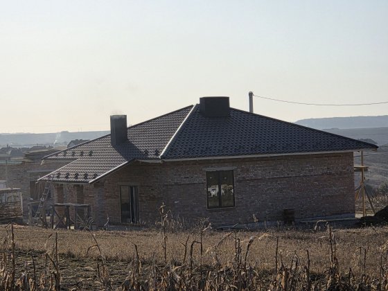 Власник.Продам будинок"американку"м.Рівне вул.Р.Волошина.Червоні гори. Ровно