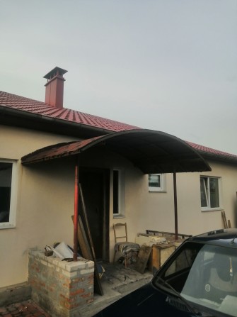 Продаж 2 будинків, в районі Баранівки. - фото 1