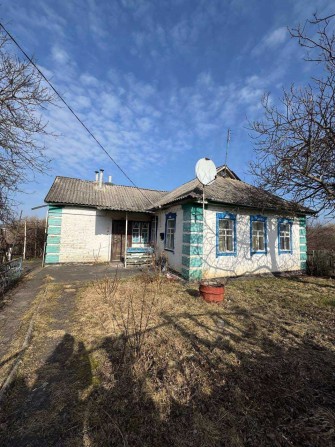 Продам затишний будинок біля водойми - фото 1