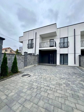 Продаж 3к котеджу з новеньким ремонтом на Щасливому - фото 1