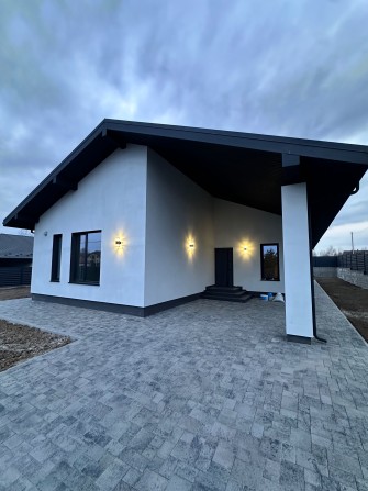 Продамо будинок неподалік міста - фото 1