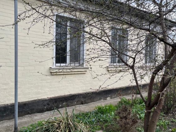 Продам 1/2 окремий двір , 25 школа ! Полтава