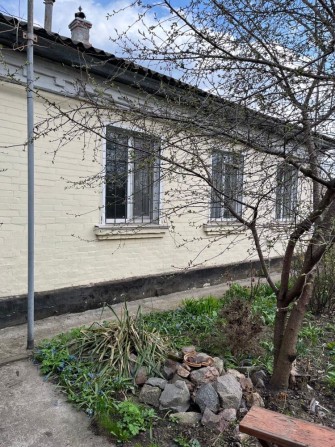 Продам 1/2 окремий двір , 25 школа ! - фото 1