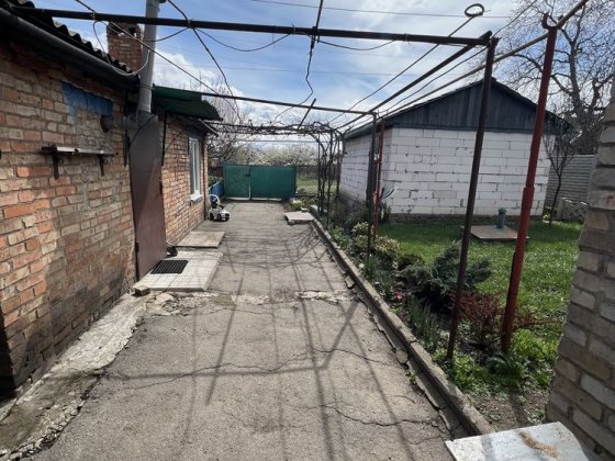 Будинок пос.Горький, Тернввський р-н Кривий Ріг