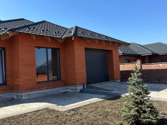 Продаю американку у затишному районі біля Рівного,Обарів Ровно