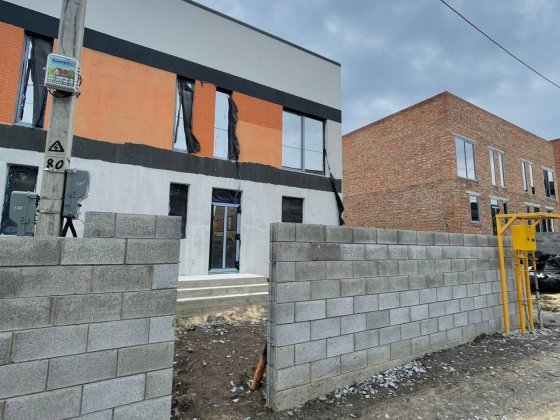 Продаж / Дуплекс / Рівне Рівне