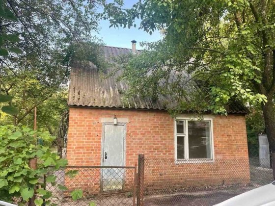 Дача мрії біля води на Вороніна – ідеальне місце для відпочинку та риболовлі! Полтава