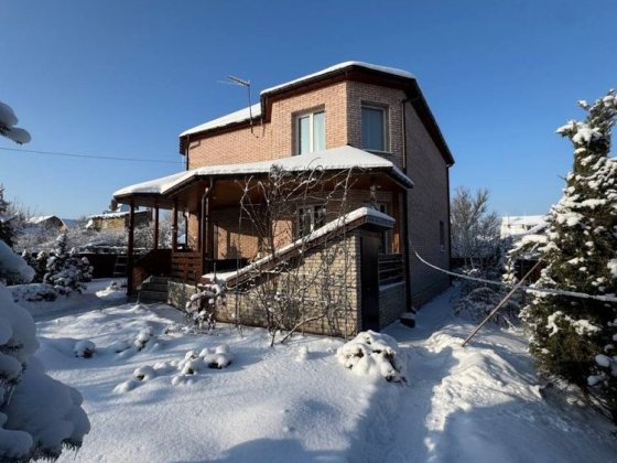 Будинок у Бучі з ремонтом на великій ділянці! Буча