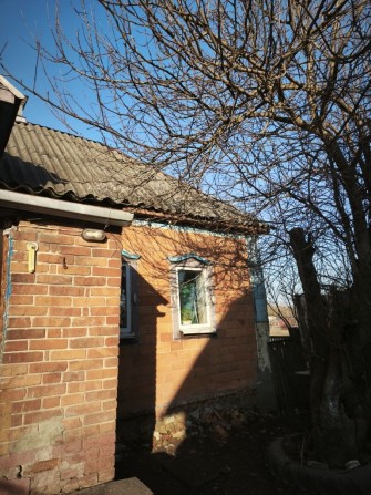 Продаж будинку в предмісті. - фото 1