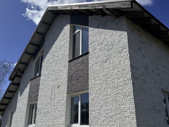 Новобудова з гаражем і підвалом Сумы