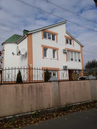 Полтава центр, будинок 260м2, 7.5 соток - фото 1