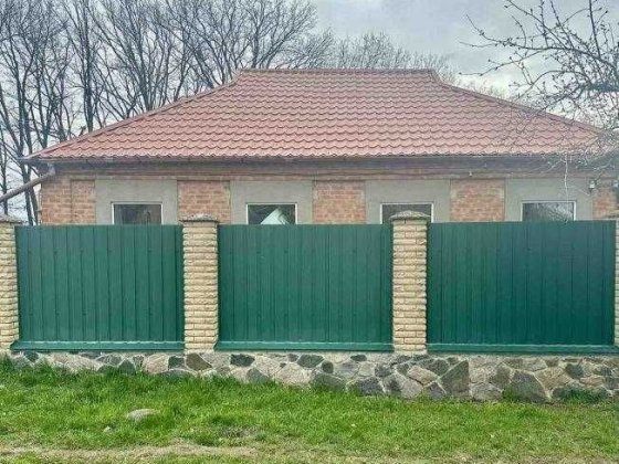 У продажу окремий будинок Полтава