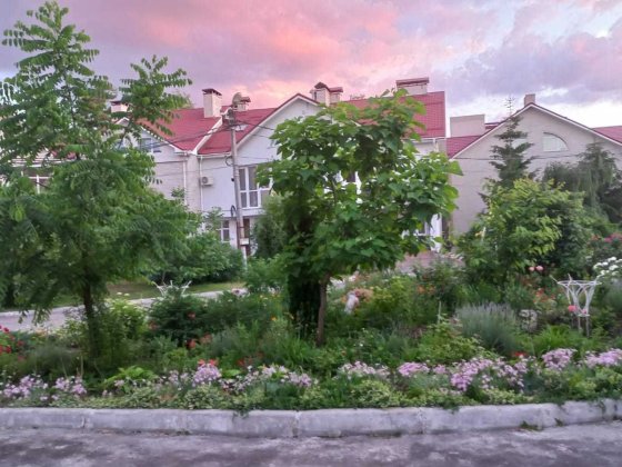 Продається котедж у елітному закритому містечку, Суми Суми
