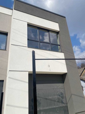 Центр міста! Продаж приватного сучасного будинку - фото 1