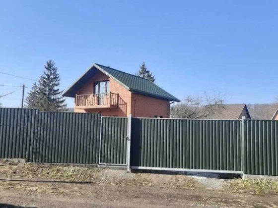 Сучасна дача біля водойми — ідеальне місце для відпочинку! Полтава