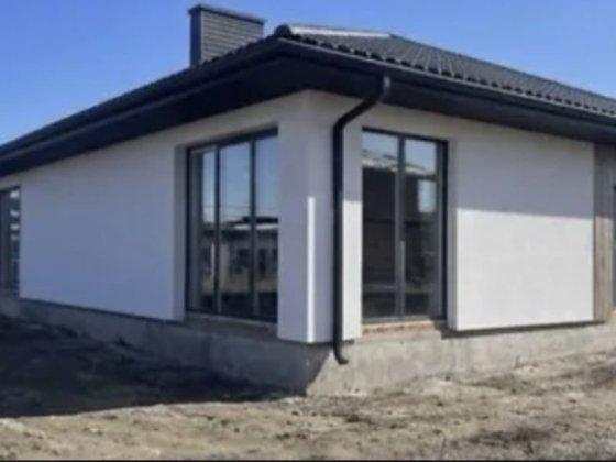 Продаж котеджу з ділянкою 2,6 сот Рівне