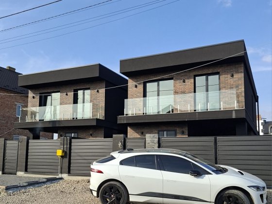 Продаж сучасного котеджу поруч Тернополя Тернопіль