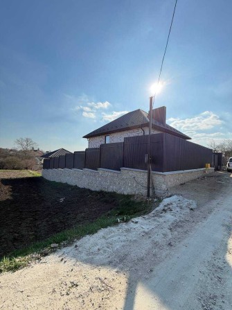 Продаж будинку з спорудами та землею неподалік Тернополя - фото 1