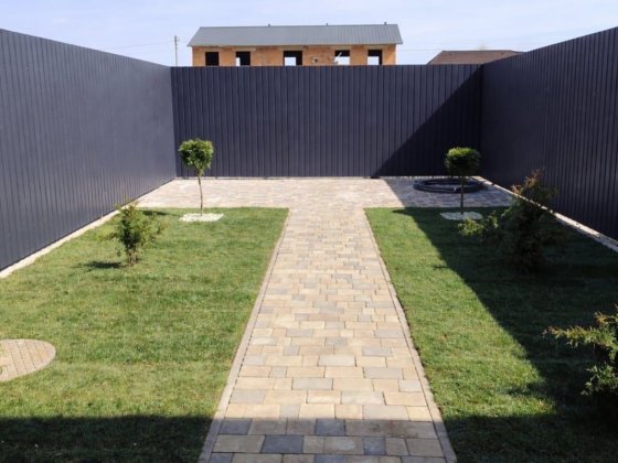 Продаєся танхаус з авторським ремонтом. Ужгород