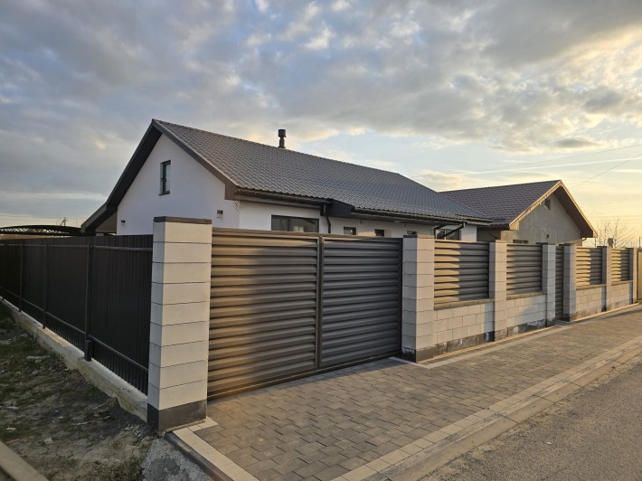 Сучасний будинок 144,4 м² з ремонтом для сім’ї поруч з Ужгородом /3 спальні - фото 1