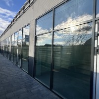 Новий торговий комплекс. Червона лінія з окремим входом Дніпро