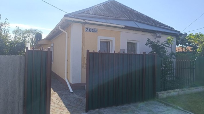 Частина будинку на казбеті. Окрема одиниця. - фото 1