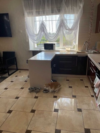 Затишний двоповерховий будинок  15хв до міста - фото 1