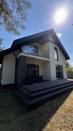 Продам новий будинок 195 м² з ремонтом і меблями - фото 1